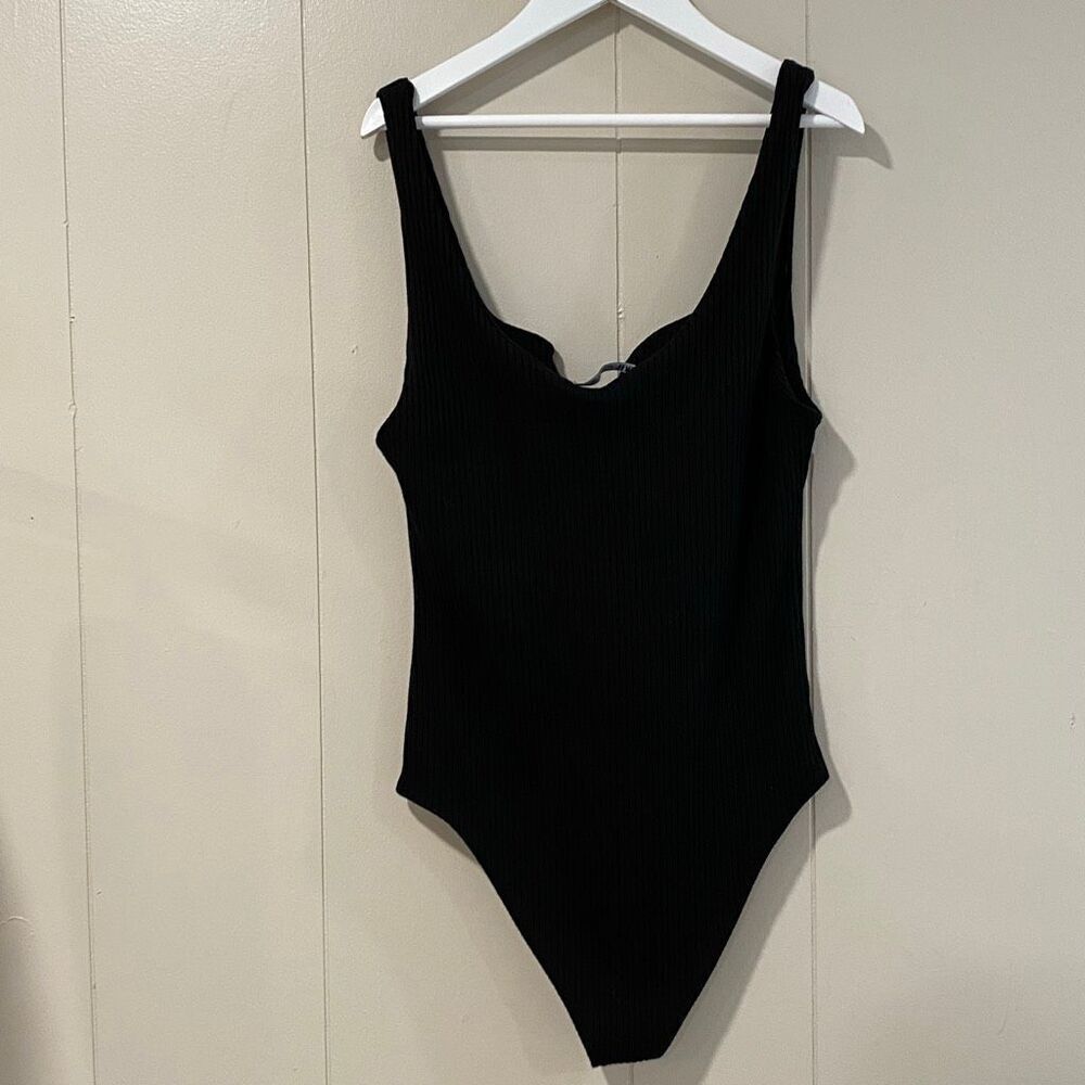 ZARA Black Ribbed Scoop Neck Bodysuit Women’s Size L